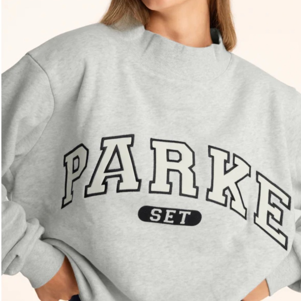 Parke Set Women's Light Gray Turtleneck Sweater